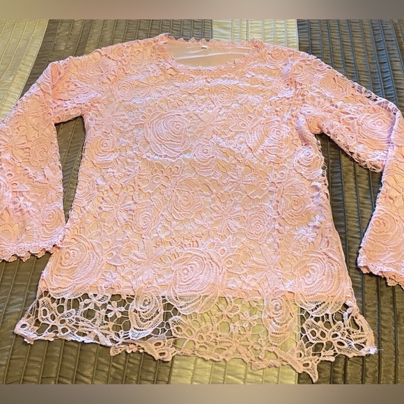 NEW-Cutout Floral Lace Crew Neck Blouse, Elegant Long Sleeve Blouse Spring-Fall - Picture 8 of 8